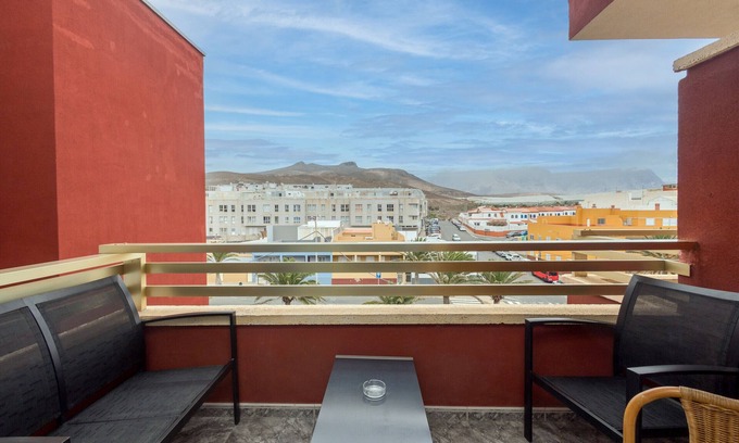 Sardina Ski Chalet | Sardina Balcony Flat - 2 min walk to beach