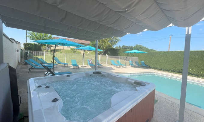 Sarlat-la-Caneda House | SARLAT-LA-CANEDA: FULLY AIR-CONDITIONED HOUSE, HEATED-JACUZZI private pool.