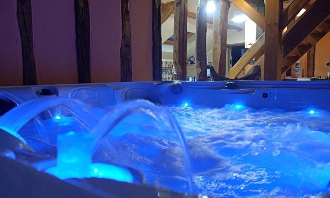 Ladon Villa | Sauna & Double Jacuzzi intérieur et sous les étoiles 1h30 Paris