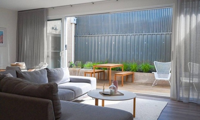 Warrnambool House | Schnapper Lane - Immerse yourself in the beauty of Warrnambool