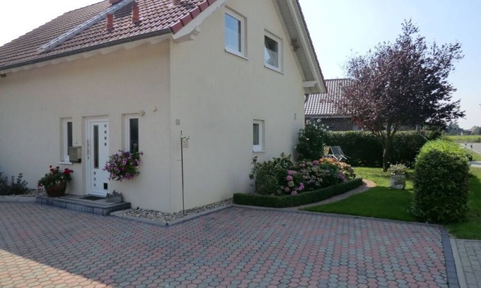 Wesel House | Schwalbennest Comfortable holiday residence