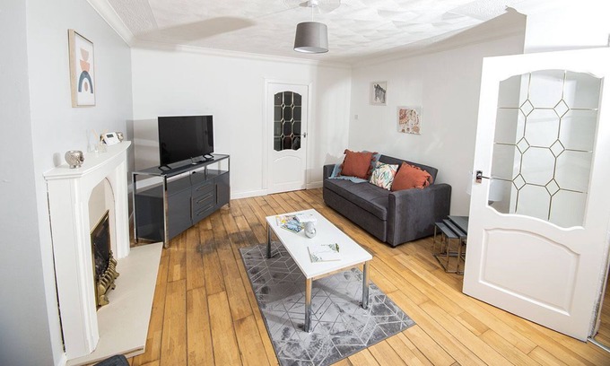 Larkhall House | Scotia House