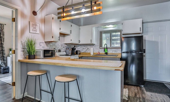 Wausau Apartment | Scott Street Unit #1 – Corporate Rental 1BR