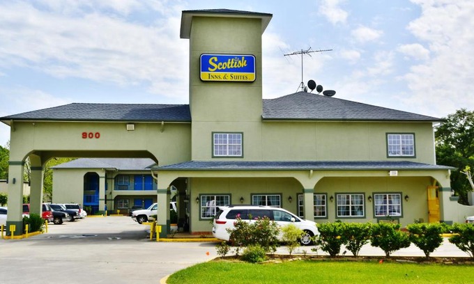 Alvin Hotel | Scottish Inn and Suites Alvin