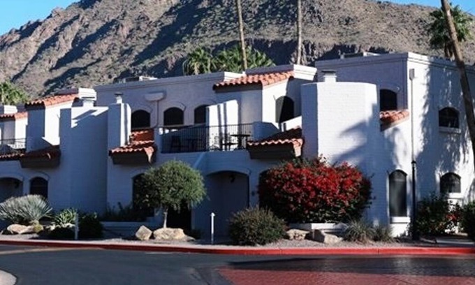 Scottsdale Resort | SCOTTSDALE CAMELBACK RESORT 2 bedroom Fri/Sat weeks