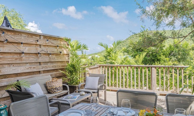 Anse Marcel Condo | Sea Bliss sea view Anse Marcel beach and restaurants walkable
