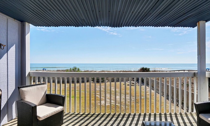 Wilmington Beach Condo | Sea Colony Retreat - Newly remodeled oceanfront condo!