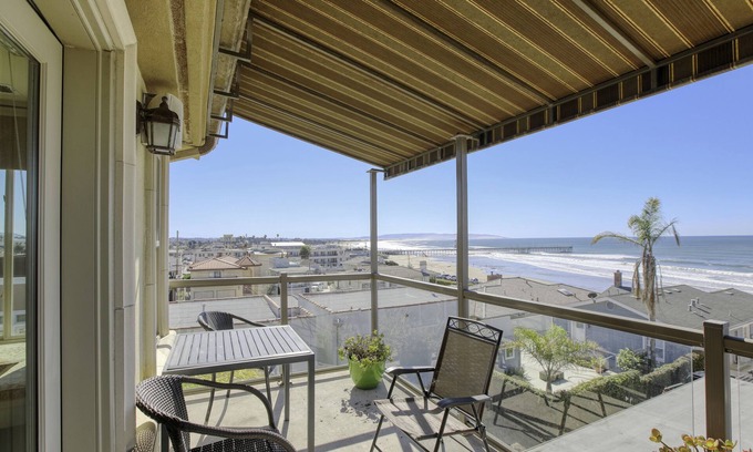 Downtown House | Sea Gem with Big Ocean View Near Pismo Beach Pier