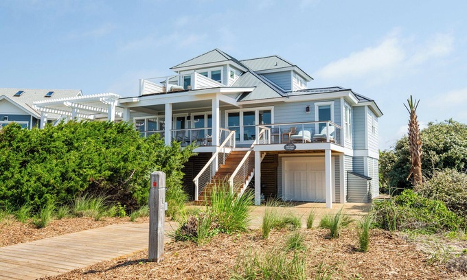 South Beach House | Sea Oats Cottage is a 5 BR/5 BA South Beach second-row oceanfront retreat!