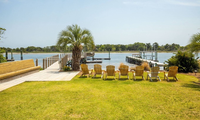 Morehead City House | Sea Shanty Bring your boat! 10% off for a 7-night stay! Pet Friendly!