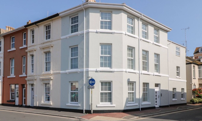 Teignmouth Cottage | SEA THRIFT, pet friendly, country holiday cottage in Teignmouth