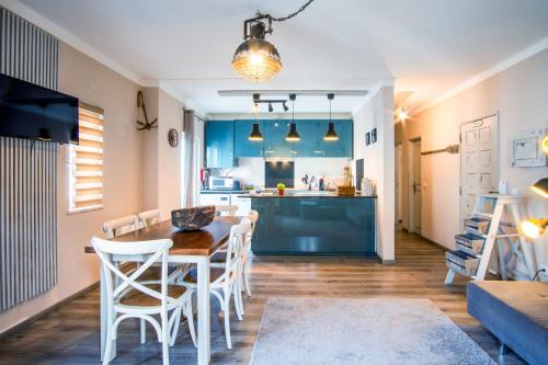 Vila Nova de Milfontes Apartment | SEA URCHIN MILFONTES by Stay in Alentejo