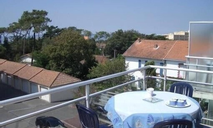 Saint-Brevin-l'Ocean Apartment | Sea view this charming apartment 50 m from the beach on the Jade Coast