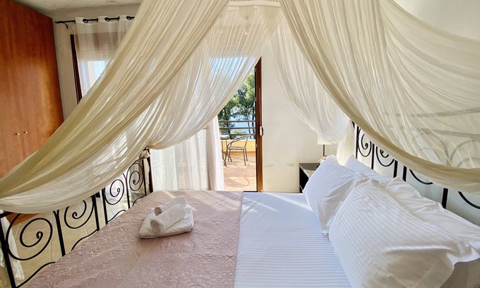 Kassandra House | Sea views, Communal pool