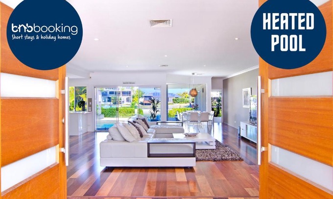 Bundall House | SEACLUSION 5 bed waterfront, sleeps 12