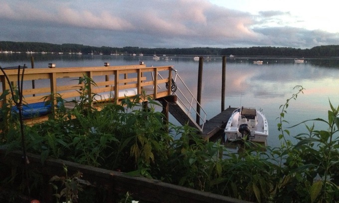 Dover House | Seacoast NH Lovely Waterfront House near Portsmouth
