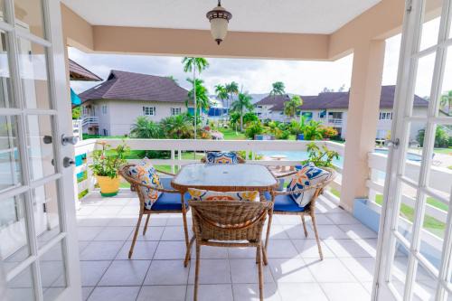 Montego Bay Apartment | Seaport Paradise