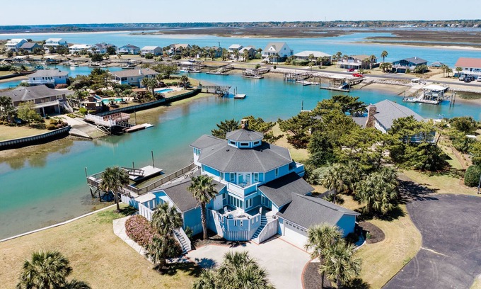 Inlet Harbour House | Seascape 5 Bedrooms Inlet Front