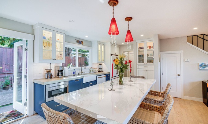 Rio del Mar Cottage | Seascape Aptos Retreat w/Bocce Ball Court!