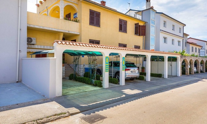 Valbandon Apartment | Seaside Apartment in Fazana - Two bedrooms