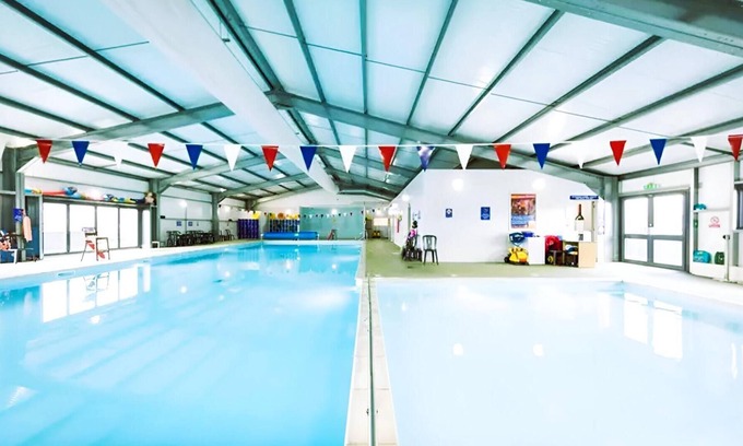 Leysdown-on-Sea Cabin | Seaside Charm Carvan in Leys Down on sea