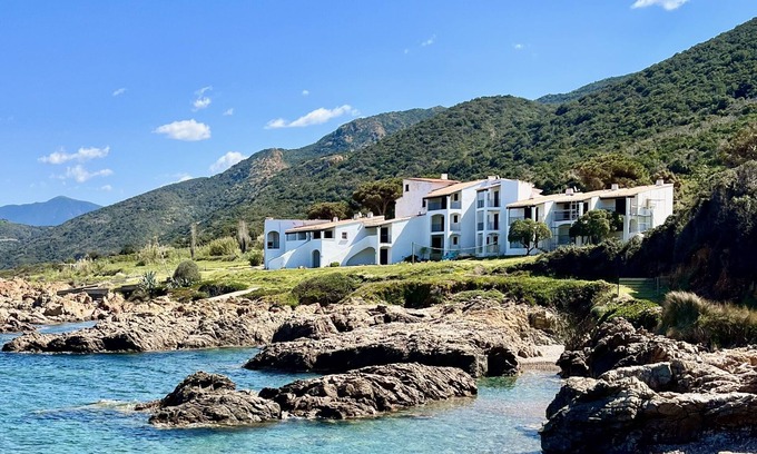 Calcatoggio Apartment | Seaside duplex for 6 people