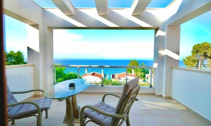 Kriopigi Villa | SEASIDE GETAWAY in Kriopigi.