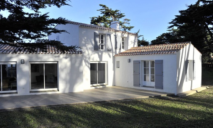 Noirmoutier-en-l'Ile House | Seaside vacation home, very functional, pets welcome