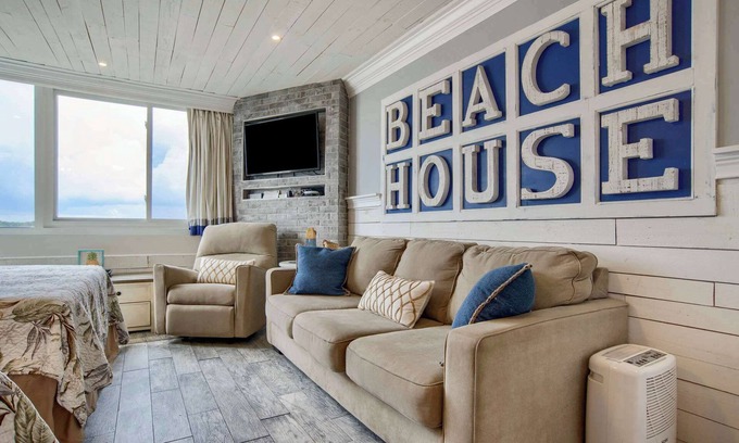 Panama City Beach Condo | Seaside Villa | Ocean View Studio!