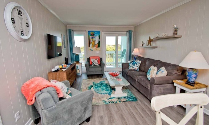 Morehead City Condo | SeaSpray 114, Oceanfront Condo in Atlantic Beach, NC!