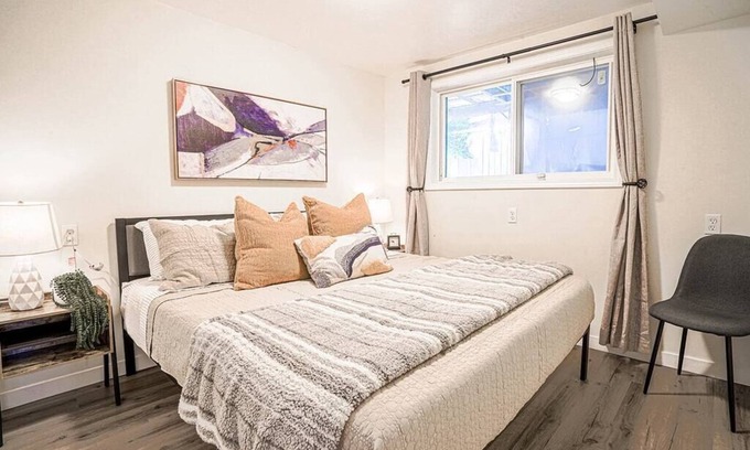 SeaTac House | Seatac 2BR Lower Unit 5 min to Airport