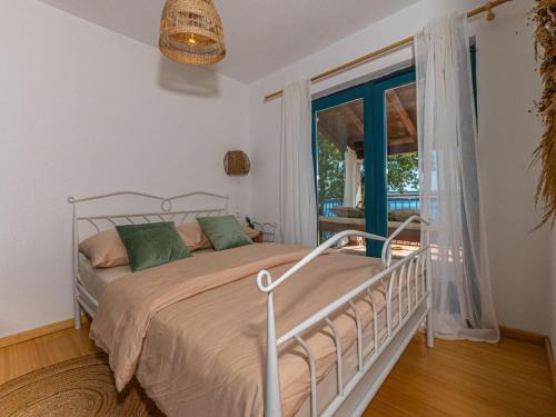 Jadranovo Villa | Seaview home with bubble bath