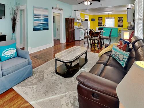 Galveston House | Seawall Celebration - Up