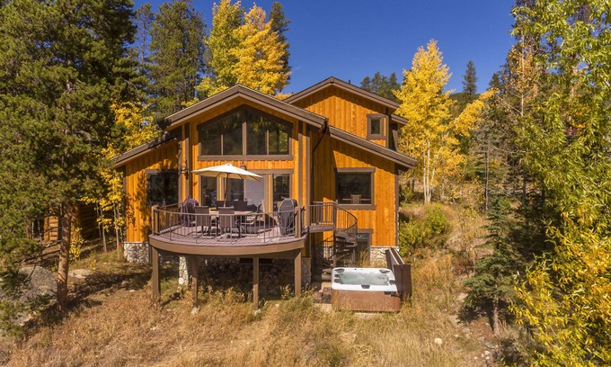 Elk Crossing House | Secluded 5 Bedroom/5.5 Bath Home on Keystone Golf Course