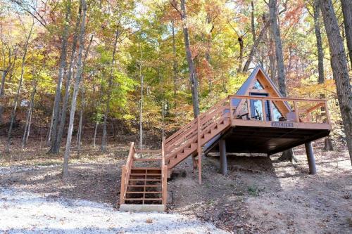 Scio Ski Chalet | Secluded A-Frame Incredible for Water Activities in Ohio