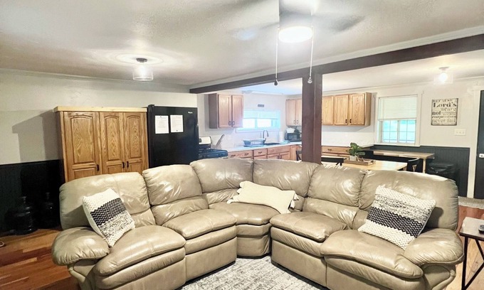 Huntingdon Cabin | Secluded cabin, with river access