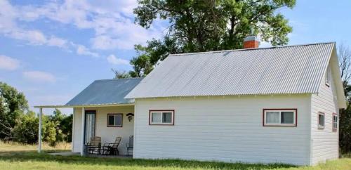 Marsland House | Secluded Cottage on East Ash Creek near Fort Robinson State Park, Nebraska