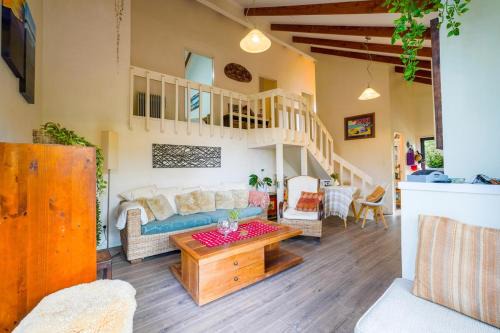 Northcross House | Secluded Forest Cottage in Northcross