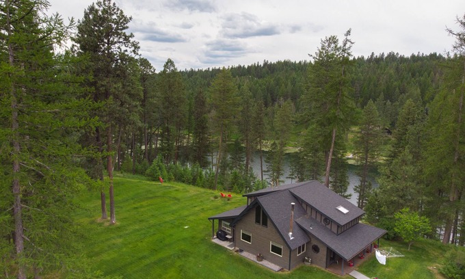 Bigfork House | Secluded Home on Private Lake