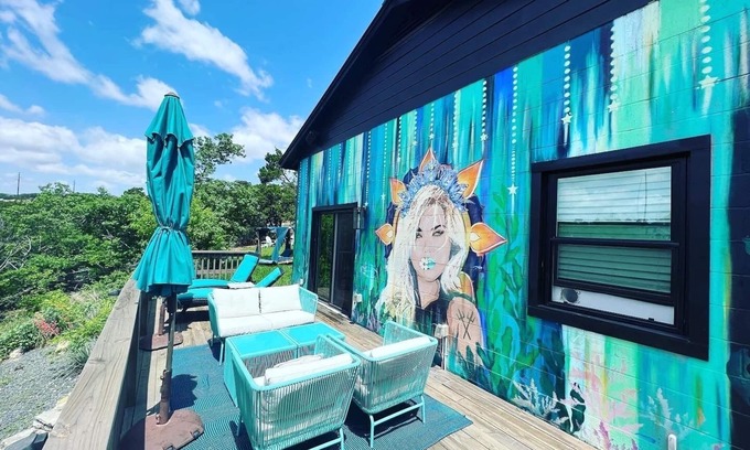 Beby's Ranch House | Secluded Lake Travis Retreat on Serene Cove with Pool!