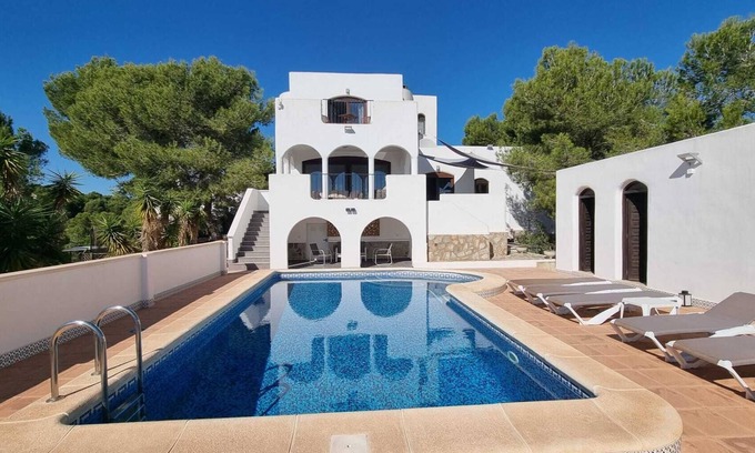 Pinar de Campoverde Villa | Secluded Luxury Villa