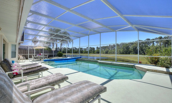 Lindfields Villa | Secluded Luxury Pool Home, Close to Disney w/Oversized pool Special offers now