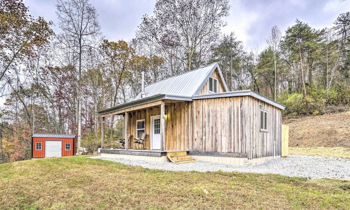 Gallipolis Ferry Apartment | Secluded Patriot Escape - 50 Acres of Hiking!