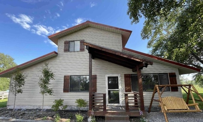 St. Anthony Other | Secluded Riverside Farmhouse - overlooks the Snake River.