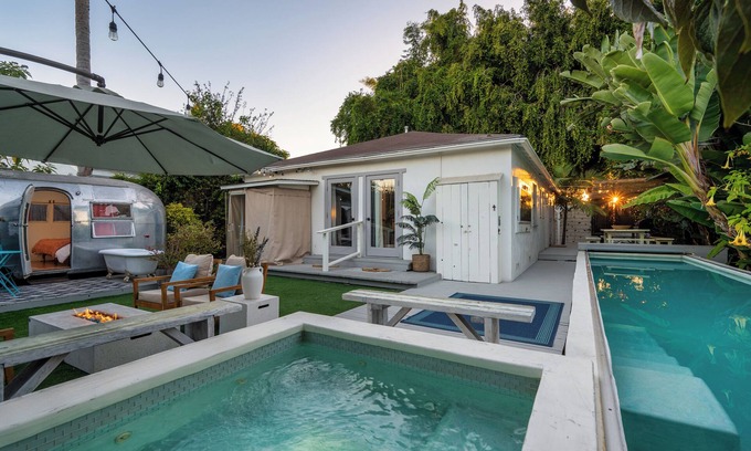 Culver - West House | Secret Escape West LA Pool, Hot Tub, Sauna, Gym+ 5 Minutes Drive to Venice Beach
