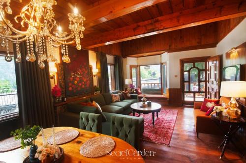 Kalam Hotel | Secret Garden Kalam