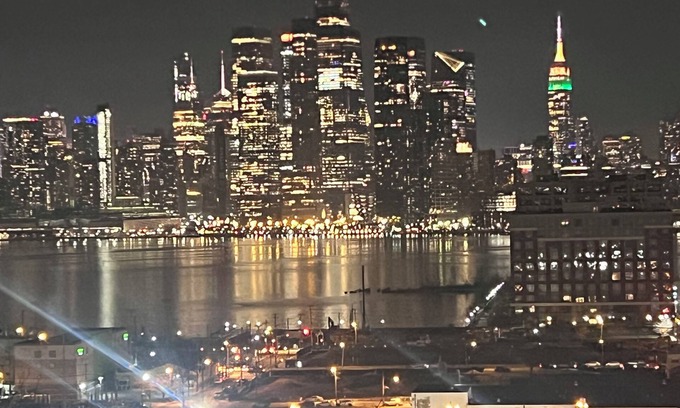 Union City Apartment | See New York Now - Apt 1 - Sleep 21-People! - 15 mins to NYC