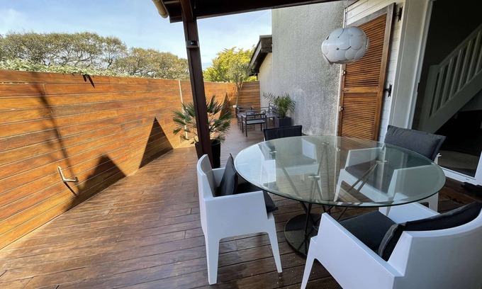 Seignosse House | Seignosse Ocean, 3 stars semi-detached house, WiFi, close to the beach, on the edge of the forest.