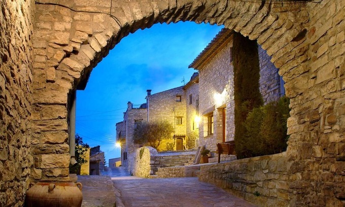 Pujalt Cottage | Self catering Cal Carulla for 7 people