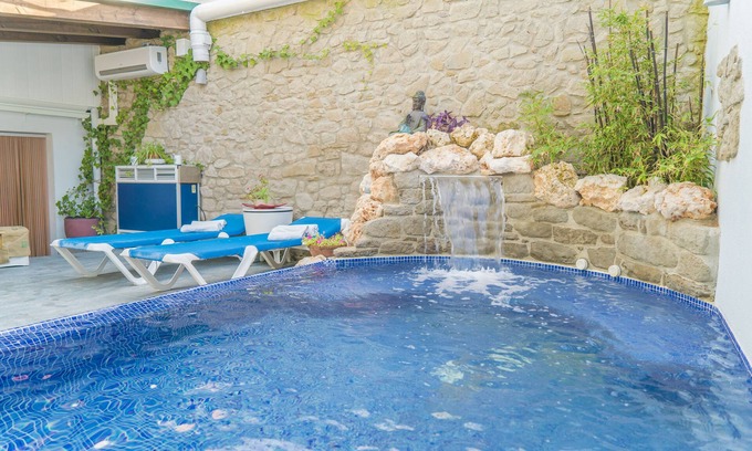 Olost Cottage | Self catering La Pausa Rural for 10 people